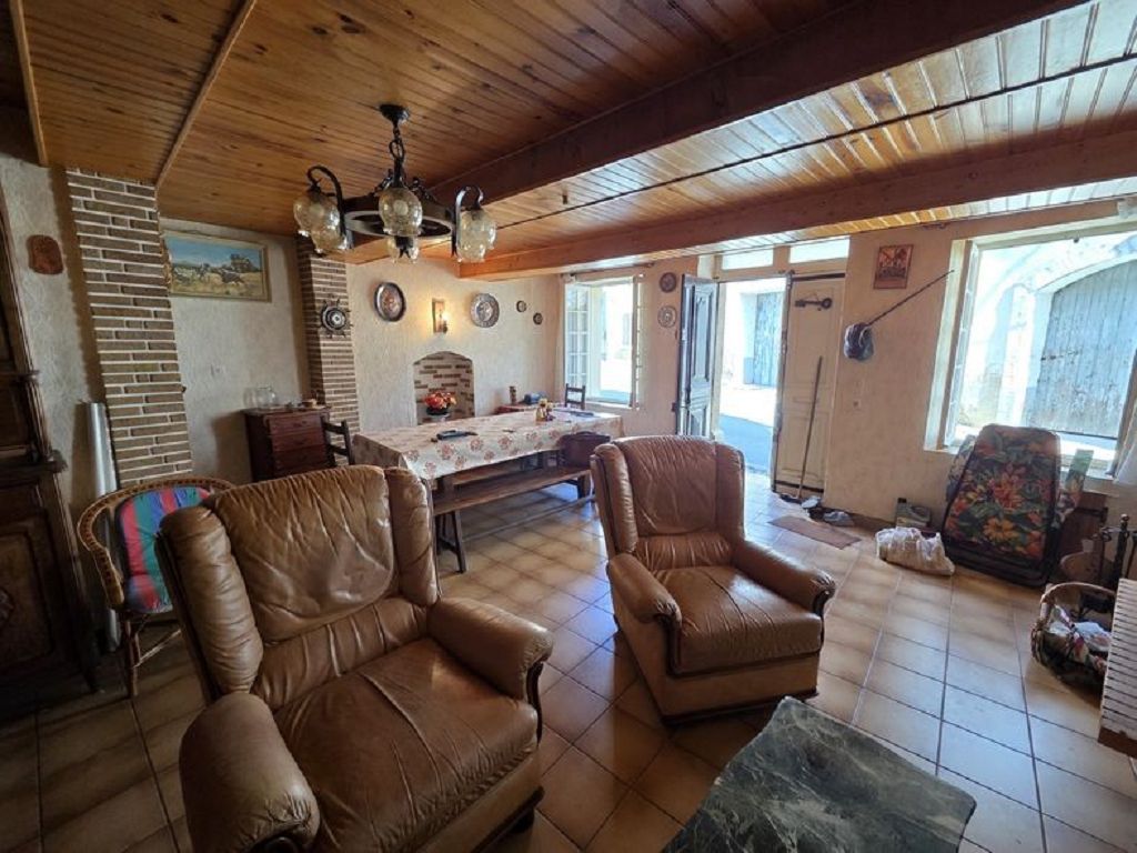 Maison de village ST CHINIAN (34360) AGENCE G.T.I.
